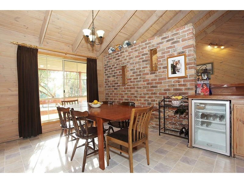 18 Compass Court, Somerville VIC 3912