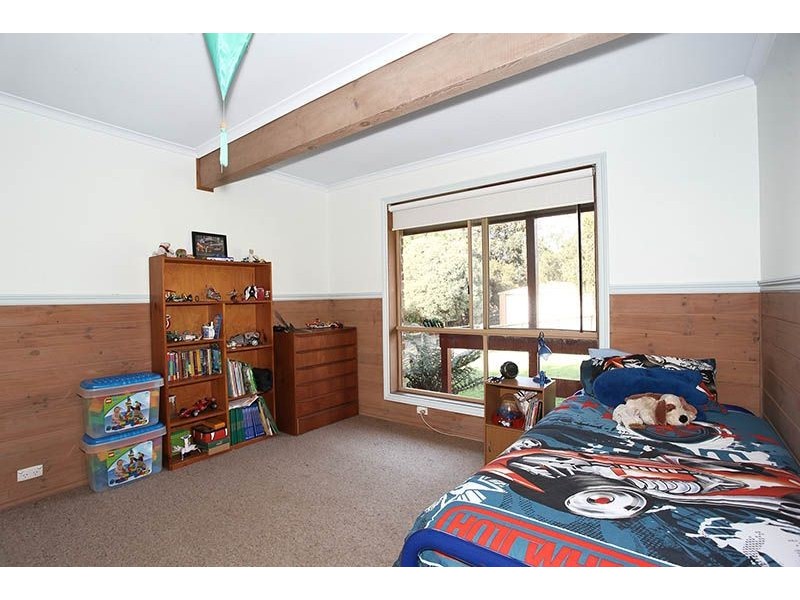 18 Compass Court, Somerville VIC 3912