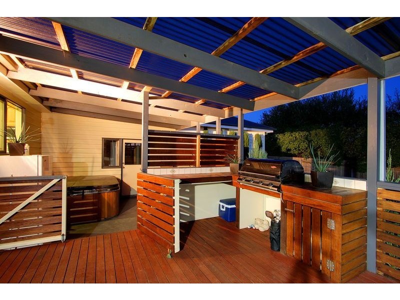 11 Arleon Court, Somerville VIC 3912