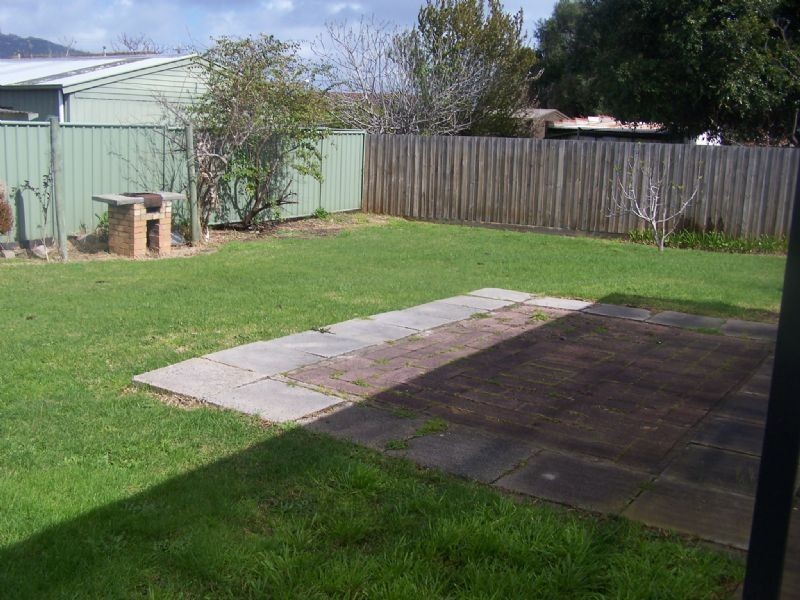 1 Walter Street, Safety Beach VIC 3936