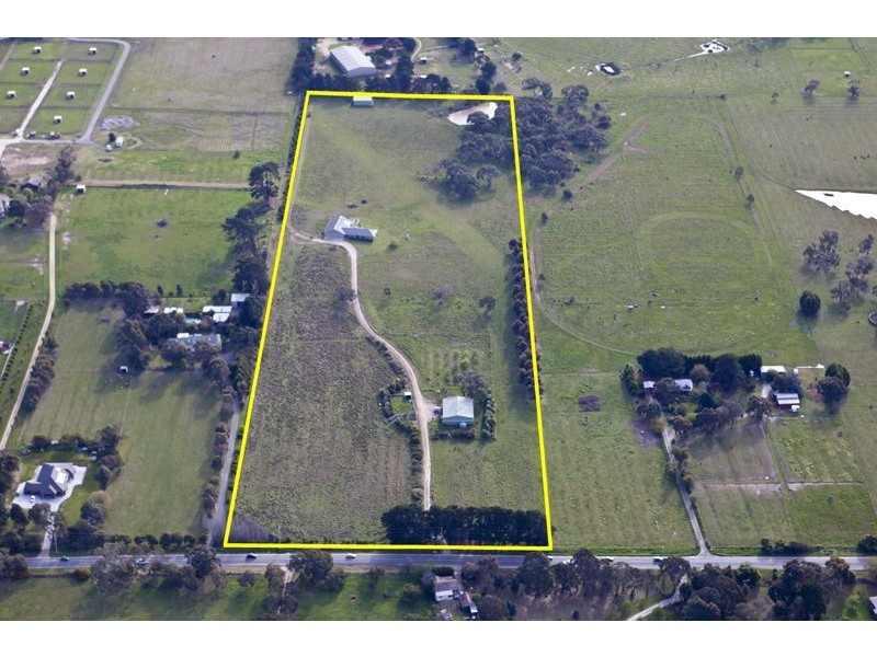 82 Grant Road, Somerville VIC 3912