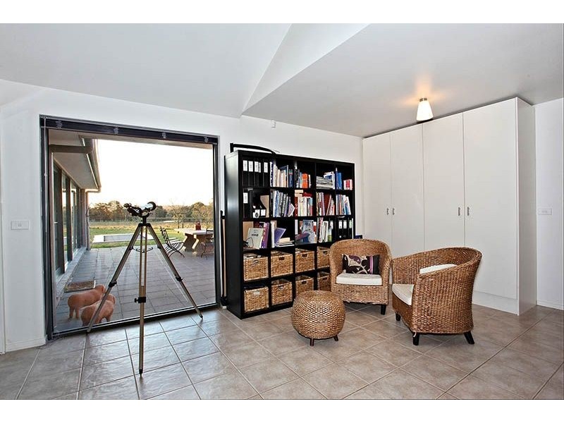 82 Grant Road, Somerville VIC 3912