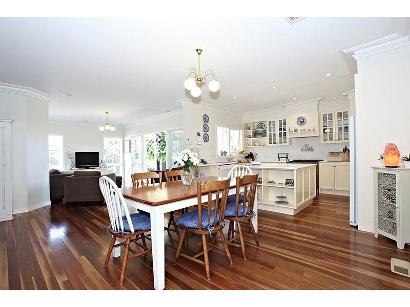 4 Stefan Court, Somerville VIC 3912