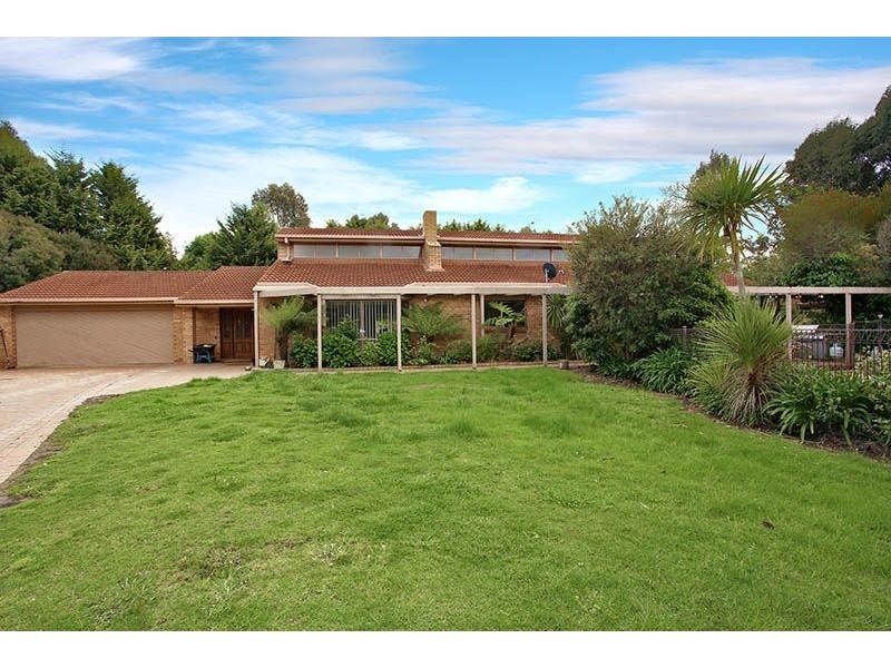 4 Crofters Hill Way, Somerville VIC 3912