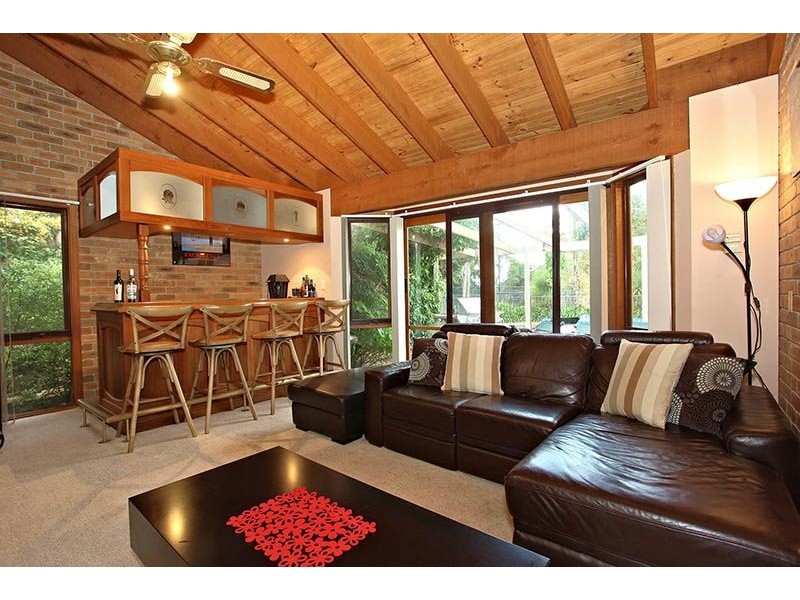 4 Crofters Hill Way, Somerville VIC 3912