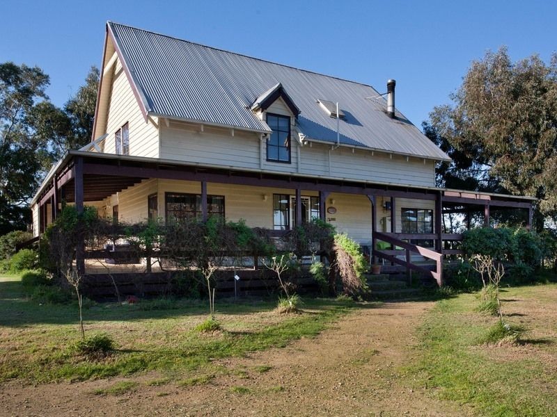 105 Tyabb-Tooradin Road, Somerville VIC 3912