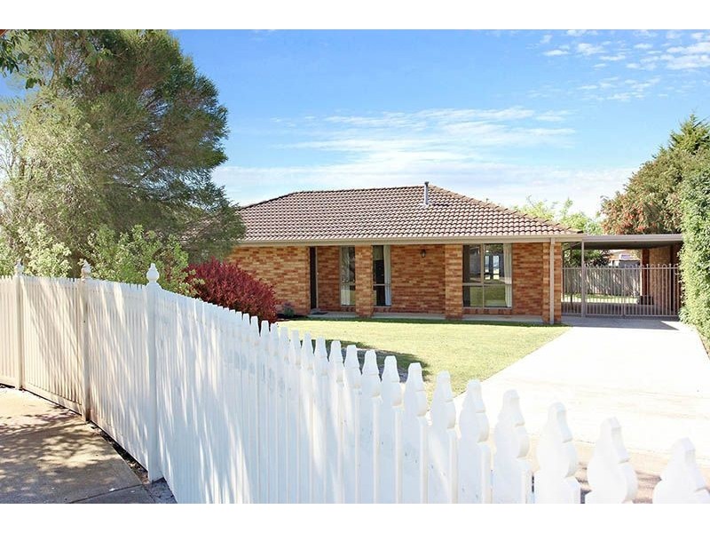 4 Mary Court, Somerville VIC 3912