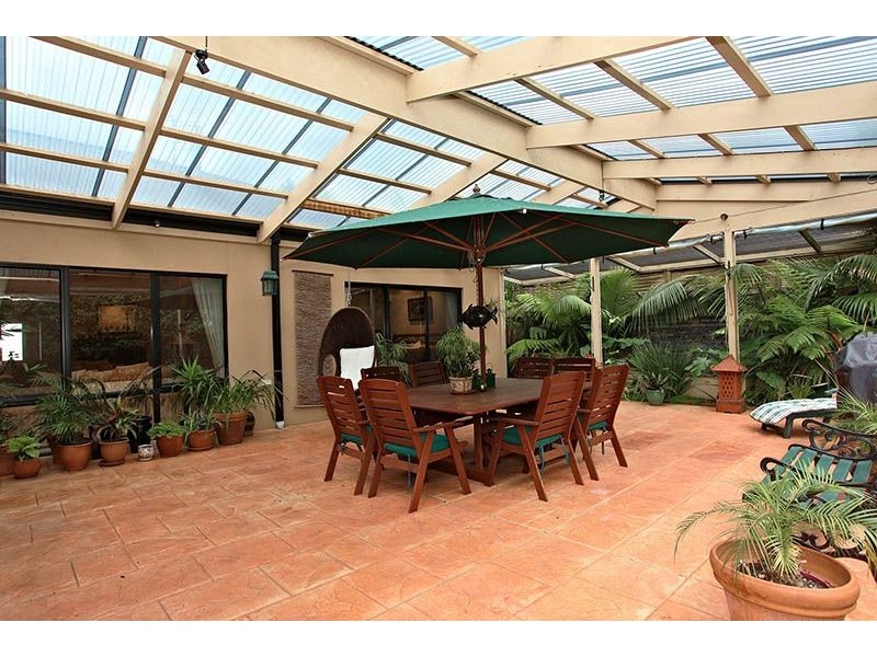 8 Palagia Court, Somerville VIC 3912