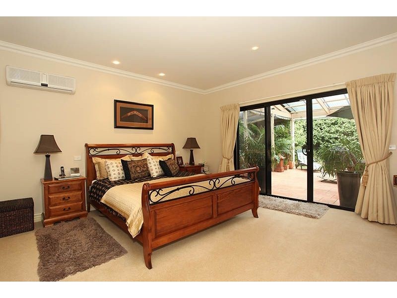 8 Palagia Court, Somerville VIC 3912