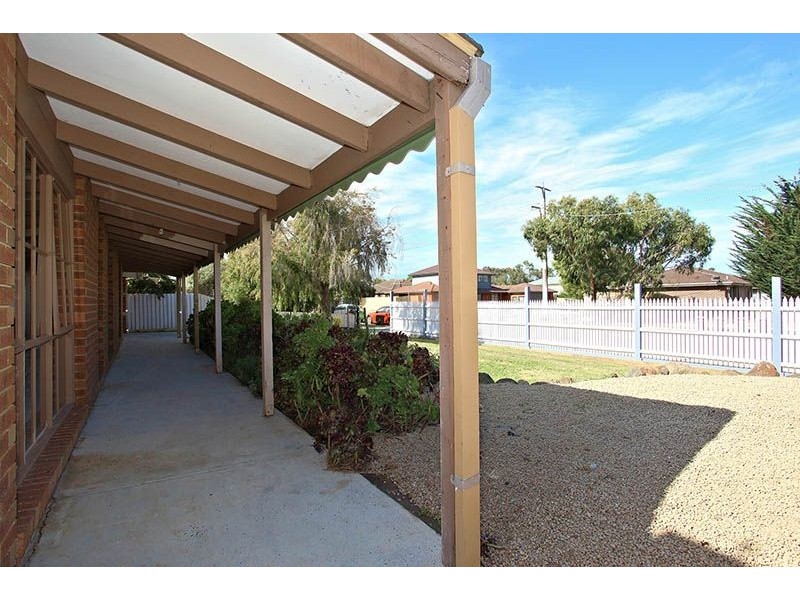 31 Clarendon Drive, Somerville VIC 3912