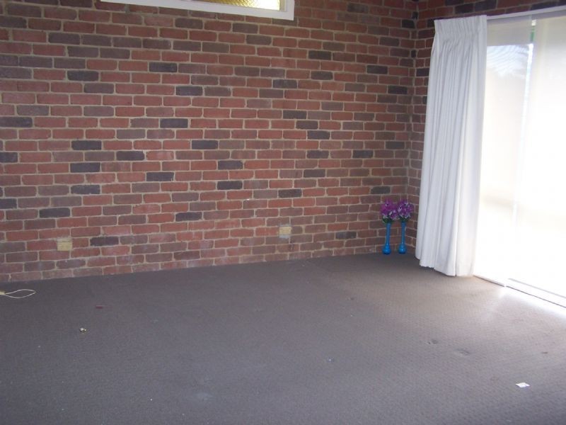 5  Hebe Court, Frankston North VIC 3200