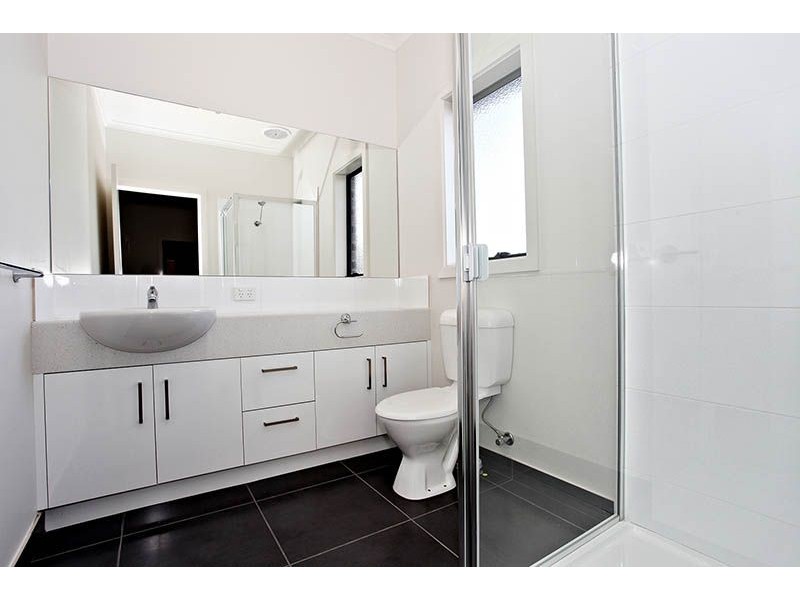 38 Eramosa Road East, Somerville VIC 3912