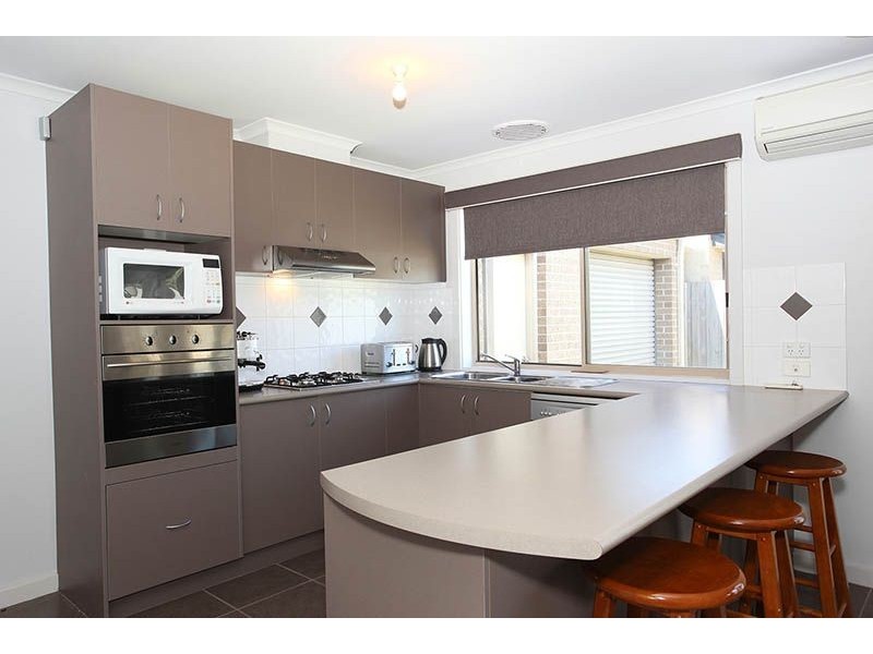 17 Dominic Mews, Somerville VIC 3912