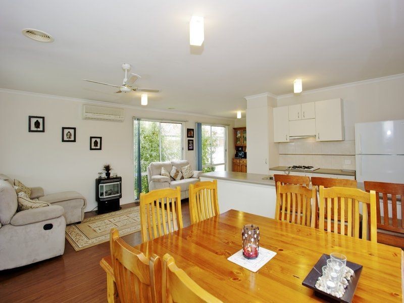 29 Kinlora Drive, Somerville VIC 3912