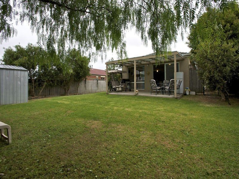29 Kinlora Drive, Somerville VIC 3912