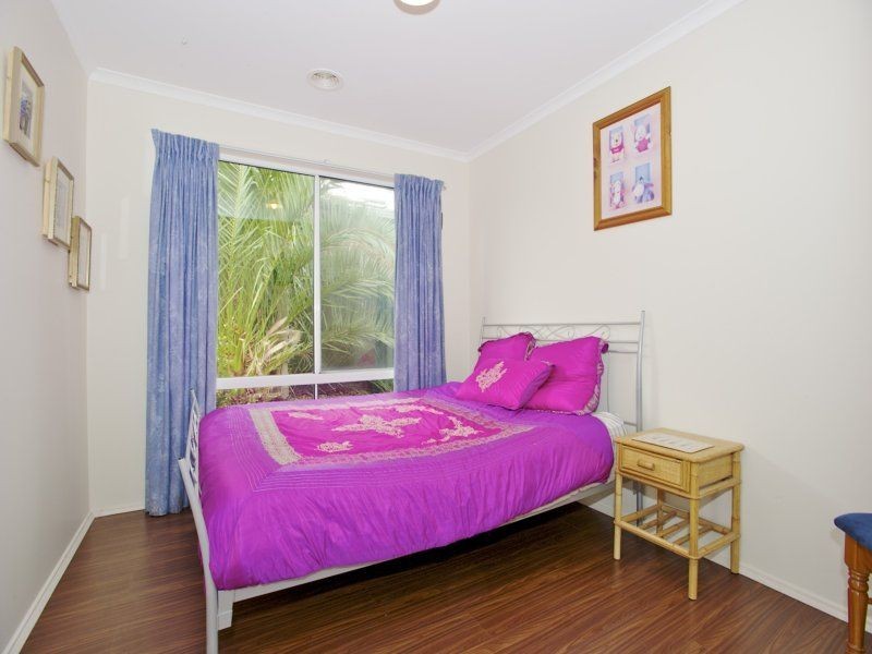 29 Kinlora Drive, Somerville VIC 3912