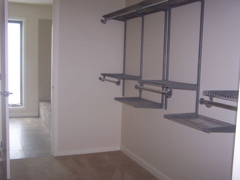 2/6 Grant Rd, Somerville VIC 3912