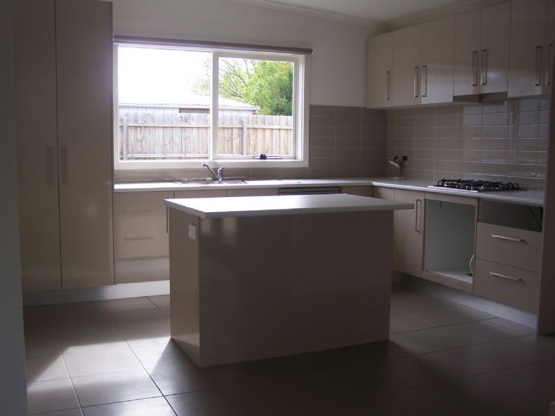 2/88 Creswell St, Crib Point VIC 3919