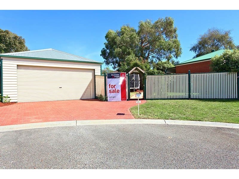 15 Woodside Close, Somerville VIC 3912