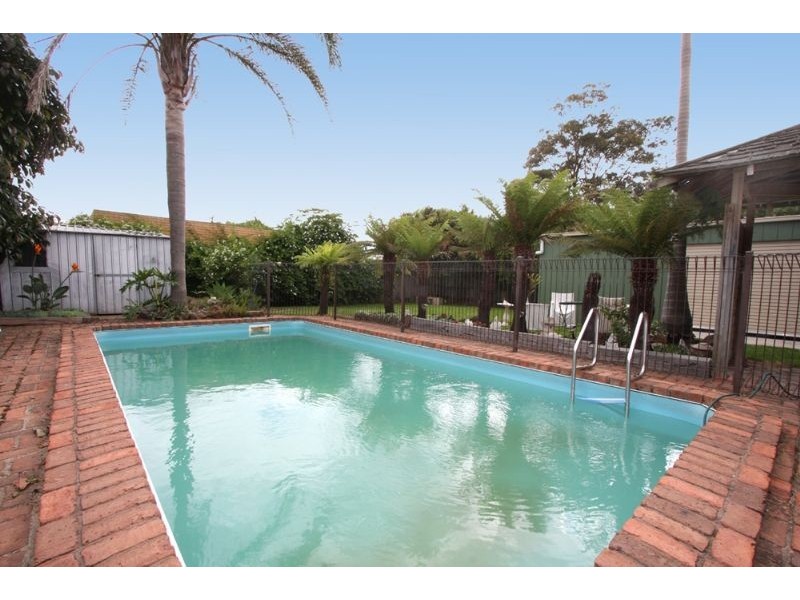 8 Tiga Crt, Tyabb VIC 3913