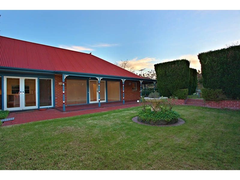 4 Applewood Rise, Somerville VIC 3912
