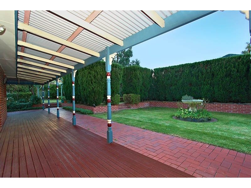 4 Applewood Rise, Somerville VIC 3912