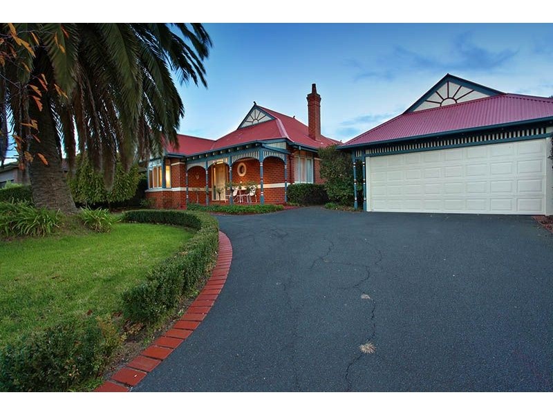 4 Applewood Rise, Somerville VIC 3912