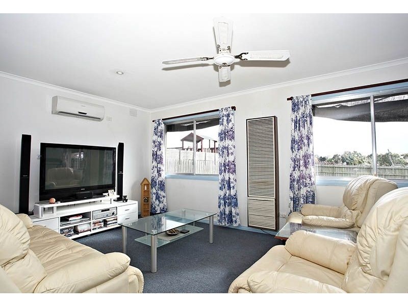 23 Kinlora Drive, Somerville VIC 3912