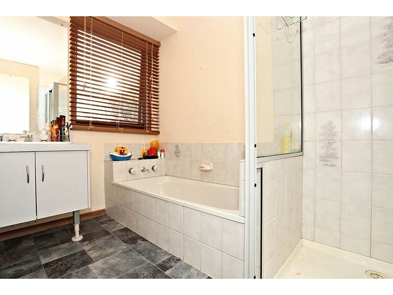 25 Clarendon Drive, Somerville VIC 3912