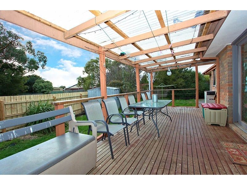 25 Clarendon Drive, Somerville VIC 3912