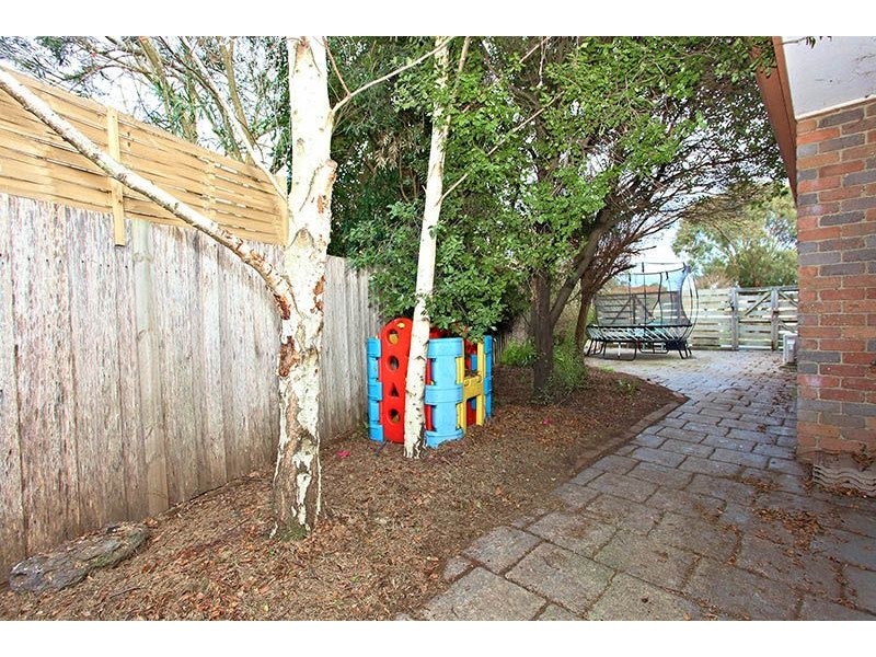 25 Clarendon Drive, Somerville VIC 3912