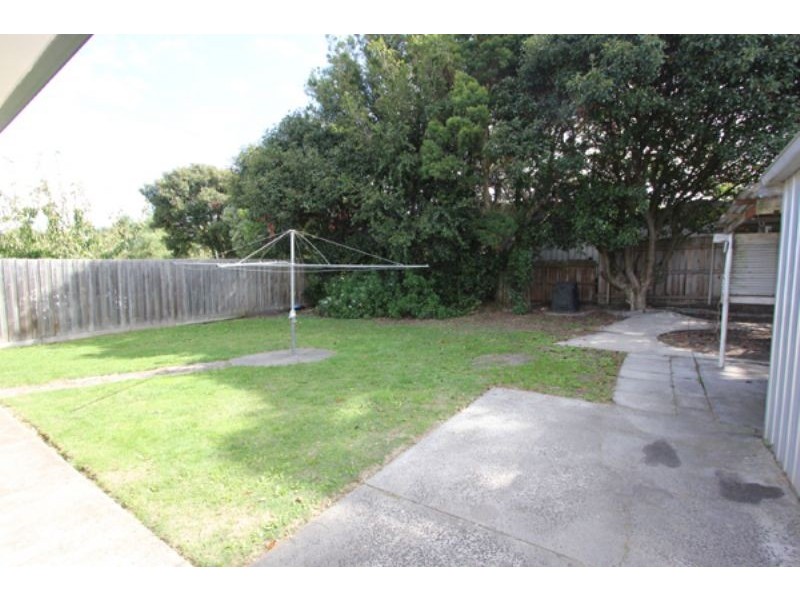 22 Sullivan Drive, Somerville VIC 3912