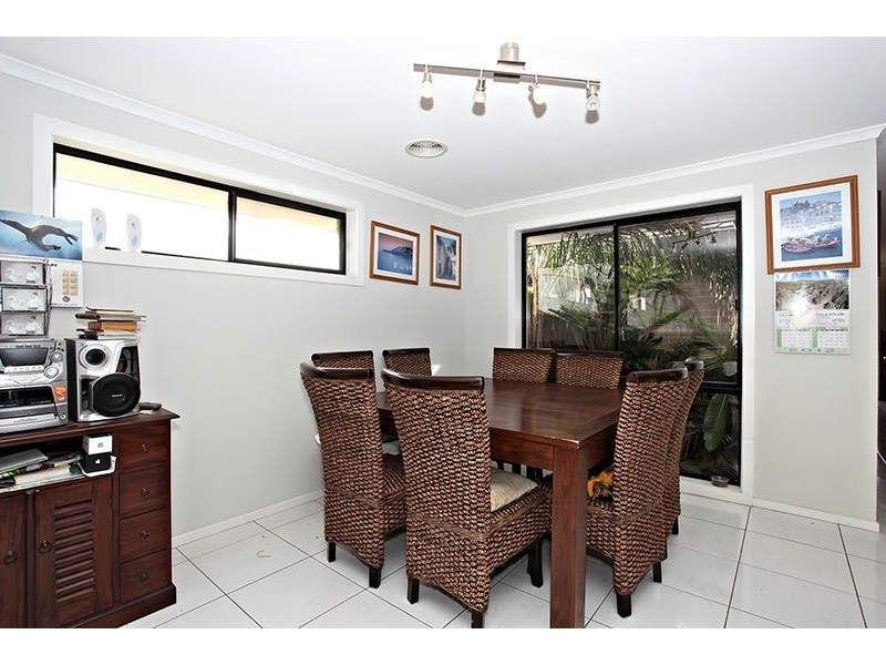 16 Dominic Mews, Somerville VIC 3912