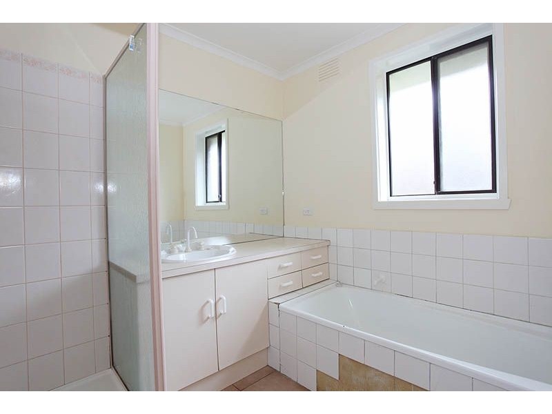 9 Montrose Ave, Somerville VIC 3912