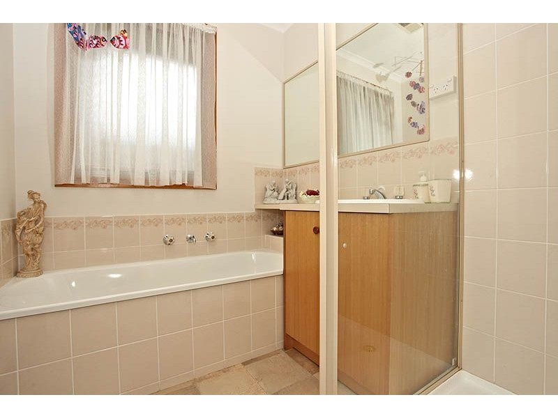 12 Woodside Close, Somerville VIC 3912