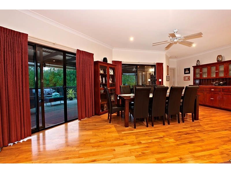 6 Sweet Wattle Place, Somerville VIC 3912