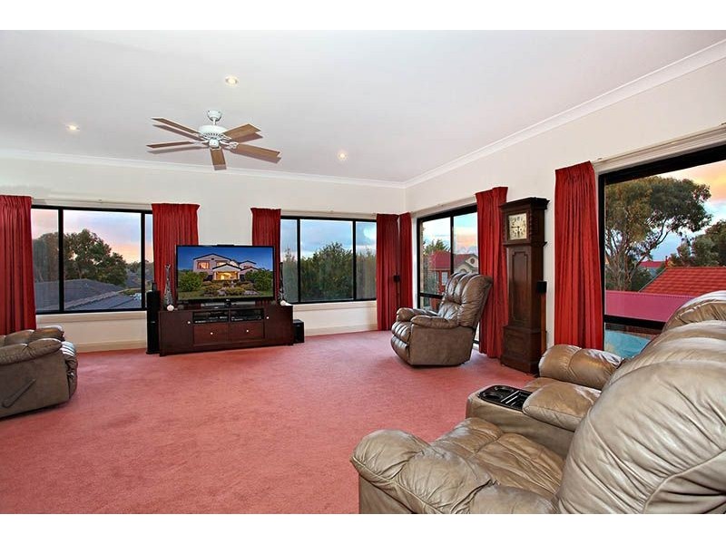 6 Sweet Wattle Place, Somerville VIC 3912