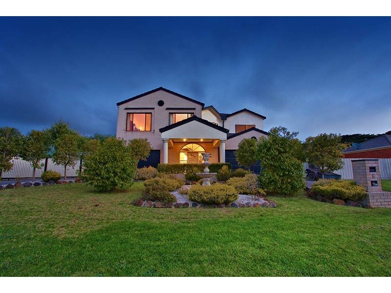 6 Sweet Wattle Place, Somerville VIC 3912