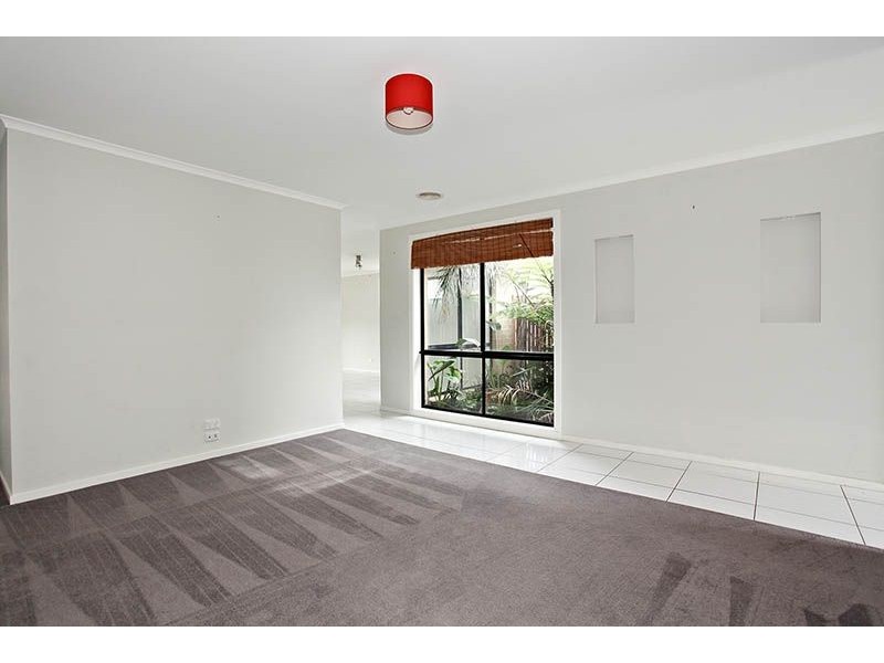 16 Dominic Mews, Somerville VIC 3912