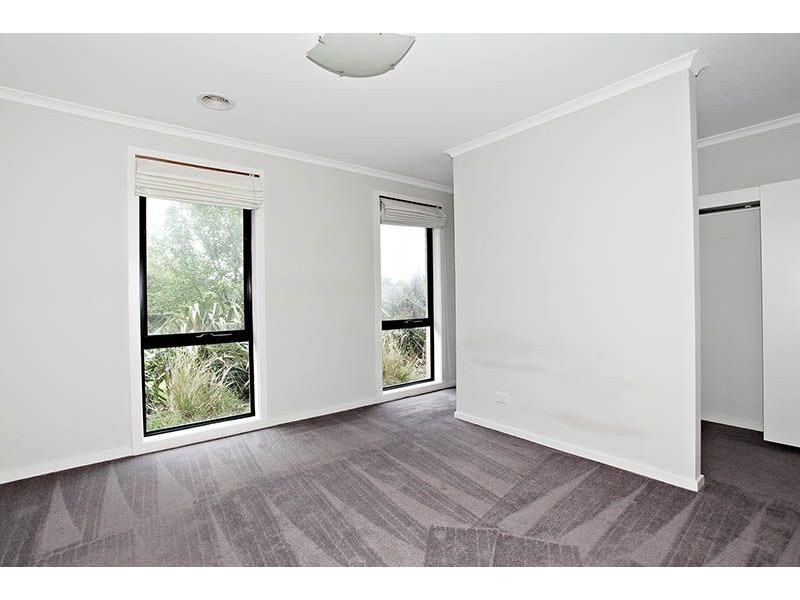 16 Dominic Mews, Somerville VIC 3912