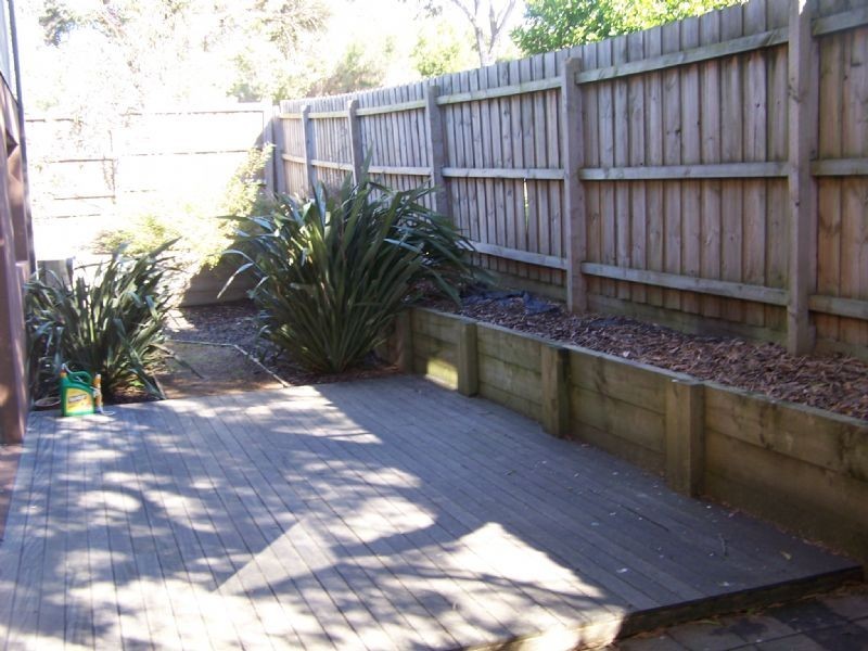 3/2 One chain, Somerville VIC 3912