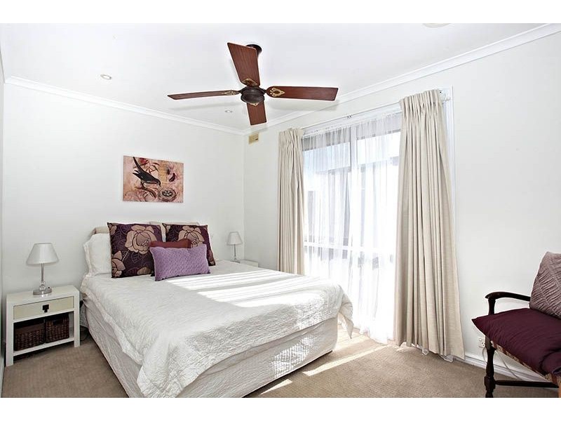 33 Stornoway Drive, Baxter VIC 3911