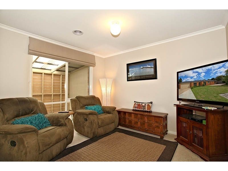 4 Oakbank Place, Somerville VIC 3912