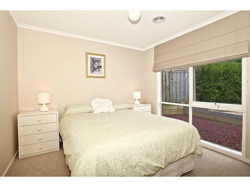 4 Oakbank Place, Somerville VIC 3912