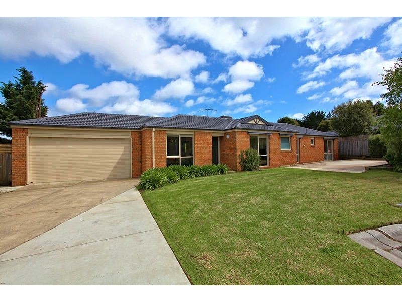 4 Oakbank Place, Somerville VIC 3912