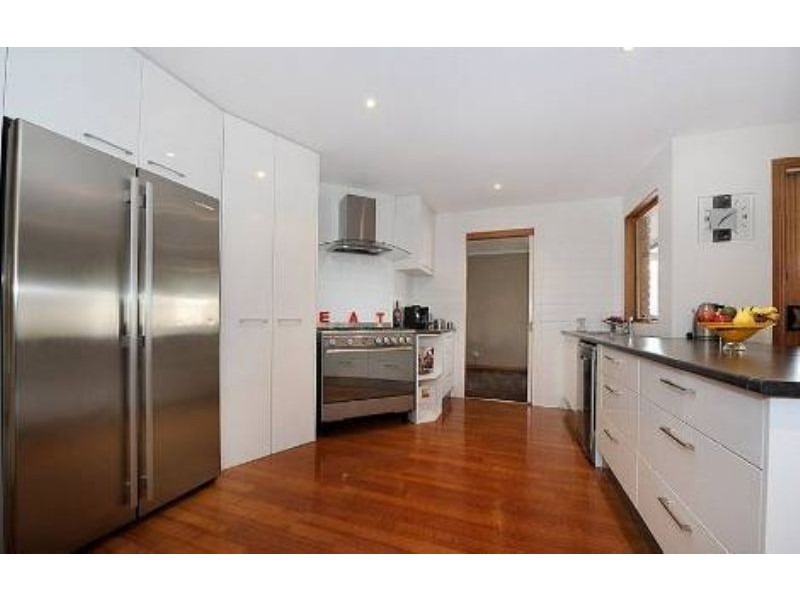 10 Domino Crt, Somerville VIC 3912