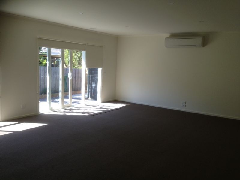 6C Clarinda St, Somerville VIC 3912