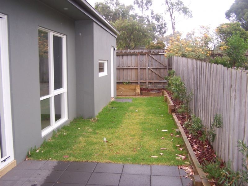 6C Clarinda St, Somerville VIC 3912