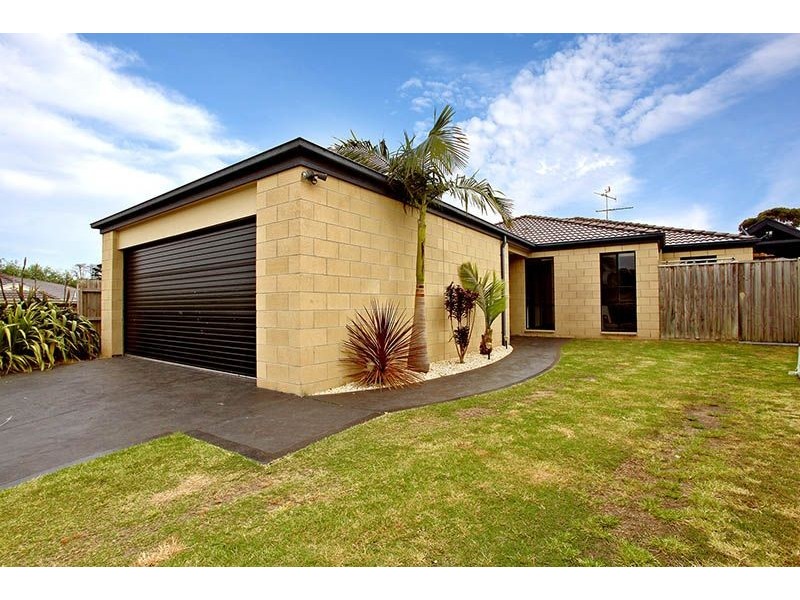 10 Bernard Court, Somerville VIC 3912