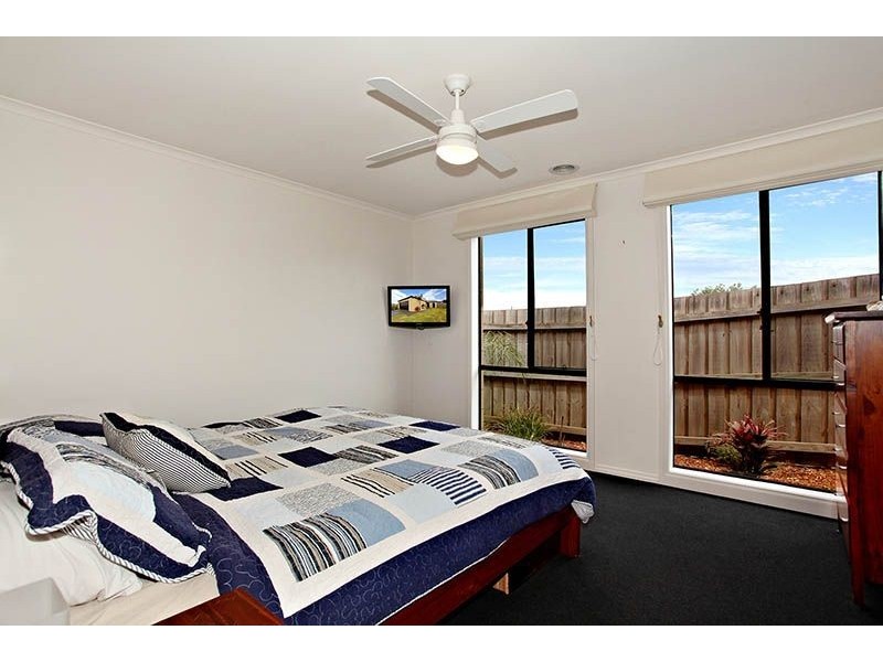 10 Bernard Court, Somerville VIC 3912